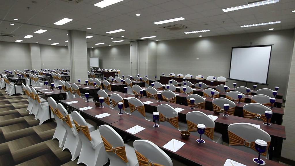 樱花公园公寓式酒店 芝卡朗 外观 照片